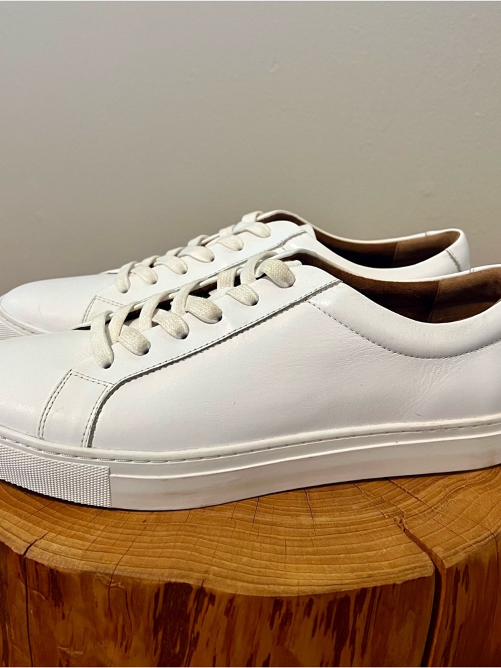 New Republic White Leather Lace-Up Men's Casual Sneakers Size 10.5 - Picture 2 of 9